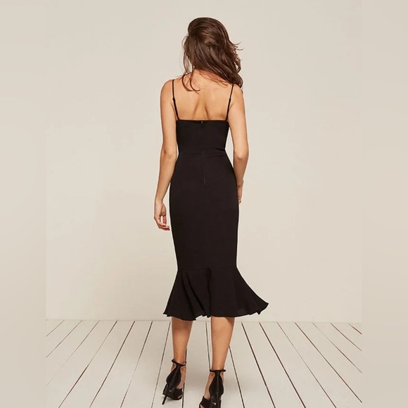 Reformarion black cocktail dress in petite 4 - Picture 3 of 4